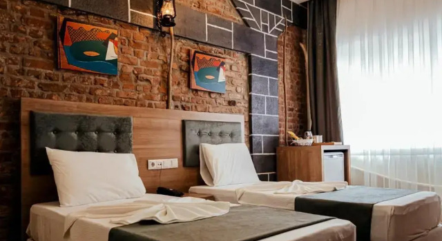 Hasuni̇ Taş Hotel