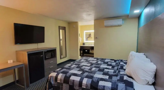 Номер Standard SureStay Plus Hotel by Best Western Odessa