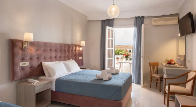 Трёхместный номер Standard с балконом Alkion Hotel Sidari