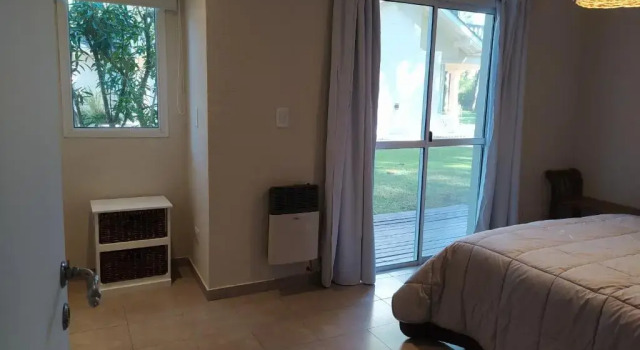 Pinamar Norte Casa Aquiles 8 pax, Rezervovat Hotel Pinamar 