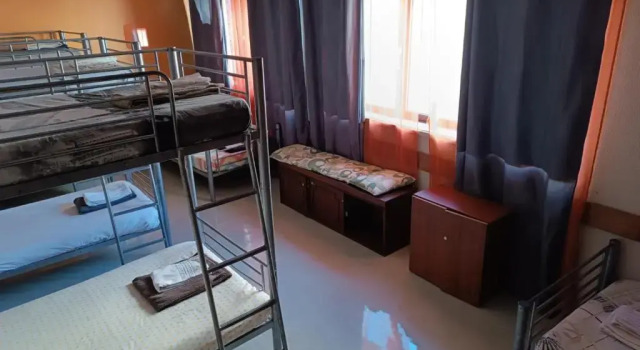 Кровать в общем номере City Drops Hostel