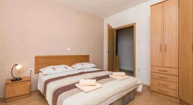 Awesome Apartment in Lovran With Wifi and 2 Bedrooms, Забронировать Апартаменты/квартира Отели Ловран с парковкой, Парковка