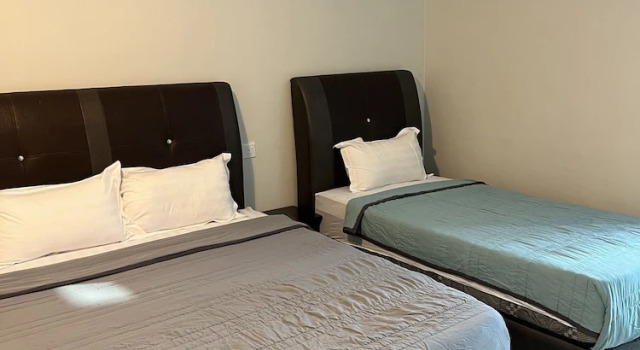 Семейный коттедж с балконом Jonker 88 Homestay Melaka