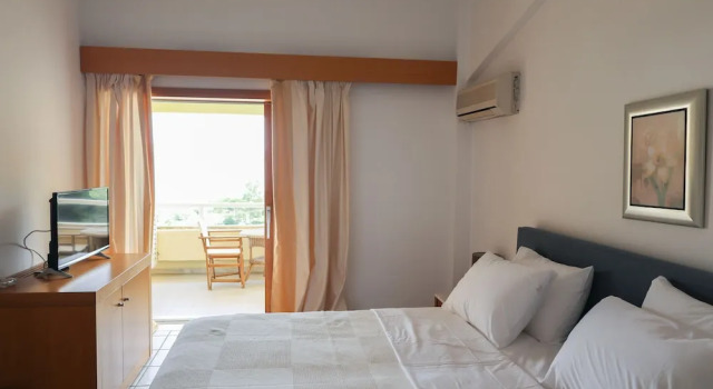 Двухместный номер Standard с балконом и с видом на море Kanapitsa Mare Hotel