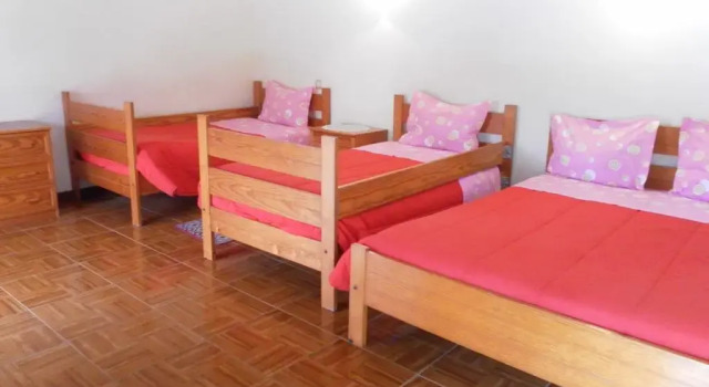 Residencial Pinho Verde, Rezervovat Hotel Hotely v Beira Alta s bazénem, Bazén