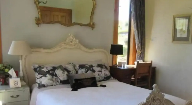 Redwood Valley B & B, Buchen Sie Hotel SPA-Hotels in Top of the South, SPA