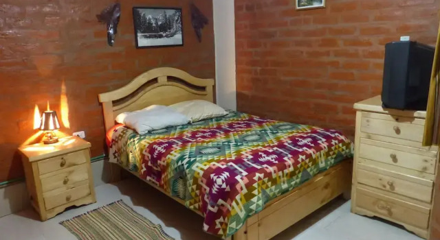 Hostal La Casa Amarilla City, Reserva ahora Hotel Hoteles baratos en Tungurahua