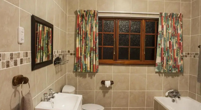 Семейный номер Standard с красивым видом из окна Thatchings Bed and Breakfast