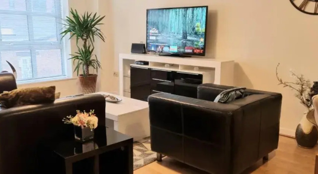 Elite luxury apartment, Забронировать Апартаменты/квартира Отели Бирмингема с парковкой, рядом с Океанариум «Национальный центр морской жизни», Парковка
