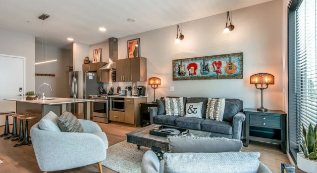 Illume Music City Suite Corner Unit 1 Bedroom Condo