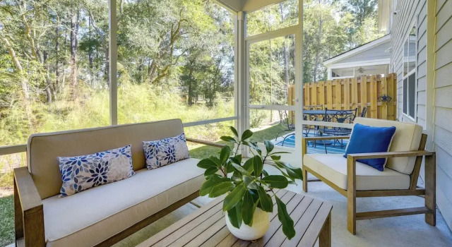 Townhome w/ Pool! 7 Mi to Ocean Isle Beach