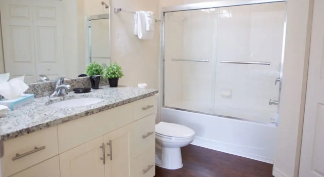 Вилла Luxury Lincoln Townhome at Lucaya Resort