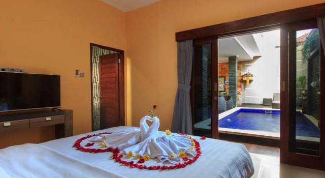 RaBaSTa Jero Anyar Suites Kuta, Забронировать Отель Отели Куты с парковкой, рядом с Торговый центр Lippo Kuta, Парковка