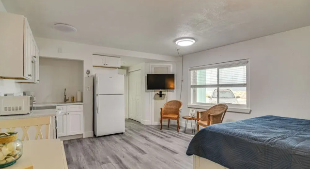 Апартаменты Idyllic Pass-a-grille Studio - Walk to the Beach!