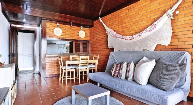 Sunset Balcony Apartment, Забронировать Апартаменты/квартира Апартаменты Эшторил, рядом с Пляж Сан-Педро-ду-Эшторил, Апартаменты/квартира