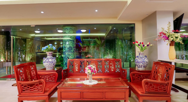 Rung Aroon Hotel By Le Siri
