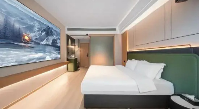Тент Yunlan Hotel