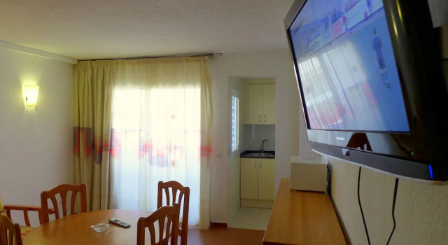 Апартаменты Apartamentos Alboran 24