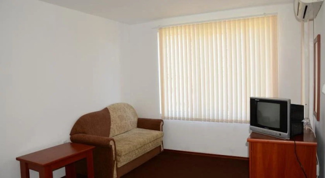 Kirovi Guest House, Забронировать Гостевой дом Отели области Бургас с парковкой, Парковка