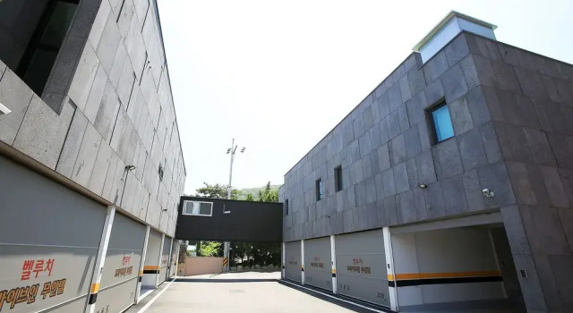 Gimpo Bellucci Motel(김포 벨루치 드라이브인 무인텔), 予約 モーテル Gimpo-si 京畿道