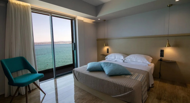 Трёхместный номер Standard с балконом и с видом на море Aianteion Bay Luxury Hotel & Suites