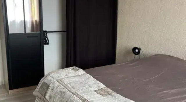 Bel appartement avec vue sur les toits (nouveau), Prenota Appartamento Hotel a Alvernia con parcheggio, Parcheggio