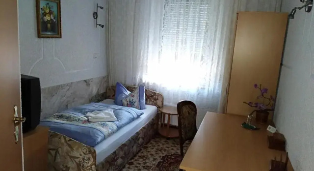 Номер Standard Pension Reichel