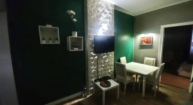 Appartement refait par architecte. Proche de la gare et le centre de Reims, Rezerwuj Apartament Reims Champagne