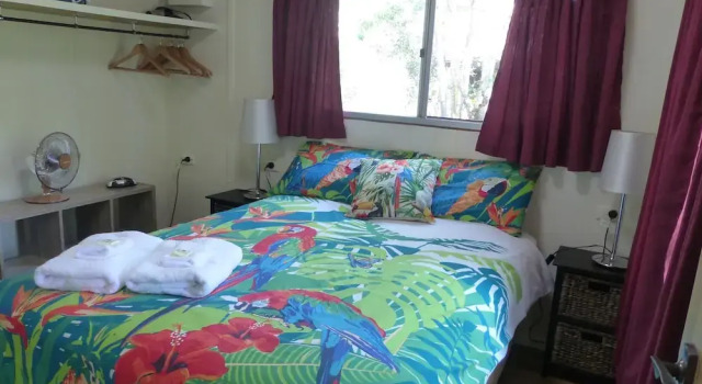 Lake Eacham Tourist Park & Self Contained Cabins, Rezervasyon Otel Lake Eacham Queensland