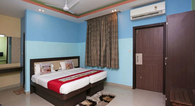 OYO Flagship 50138 Hotel Parashuram ISBT