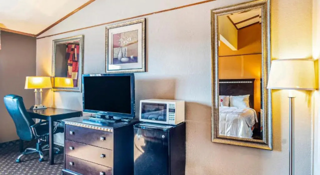 Номер Standard Travelodge by Wyndham Dodge City KS