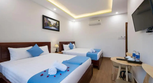 Трёхместный номер Standard с балконом Hoi An Impression Homestay