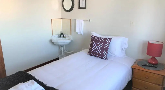 Ranfurly Hotel