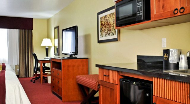 Четырёхместный номер Standard Best Western Plus Layton Park Hotel