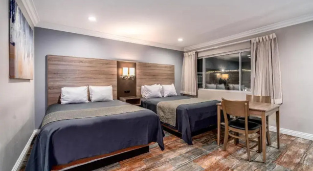Четырёхместный номер Standard Friendly Hills Inn - Whittier, Los Angeles