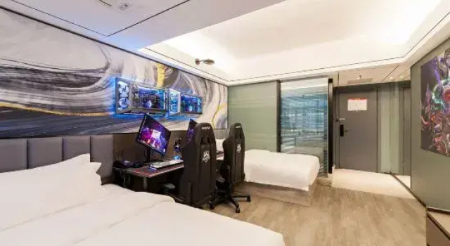 Кровать в общем номере (мужской номер) Xinyuan E-Sport Hotel