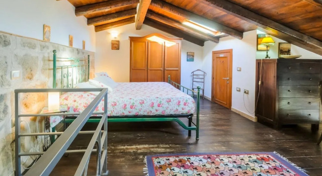 Best Located in Alghero old Town Steps to sea Attic Emerald
