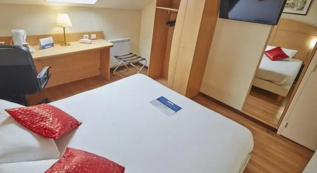 Comfort Hotel Cambrai, Đặt Khách sạn Cambrai Picardy