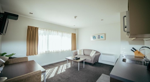 Люкс c 1 комнатой Airport Delta Motel