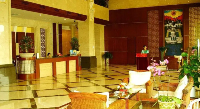 Fangzhong Hotel - Dongguan, Boek Hotel Hotels in Guangdong met parkeren, Parkeren