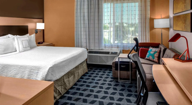 Towneplace Suites Bakersfield West