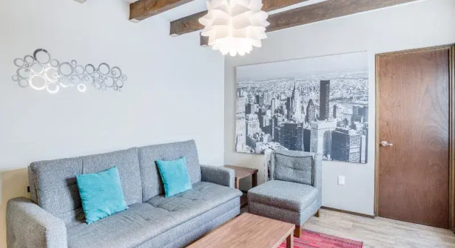 OM 686 Urban Lofts by OYO, Забронировать Отель Отели Мехико 3 звезды, рядом с Театр «Арт-Хаус-Мехико», 3*