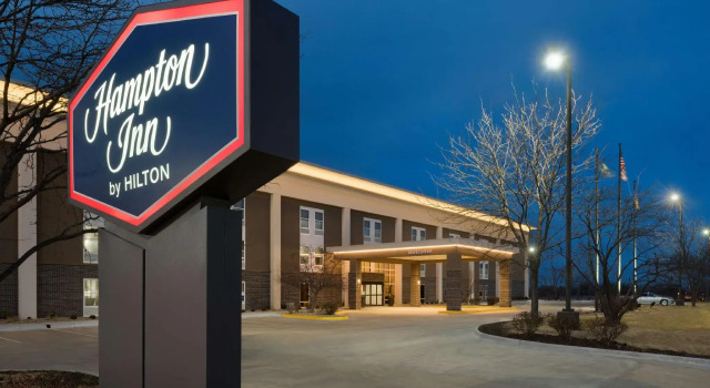 Bett im Wohnheim Hampton Inn Lawrence