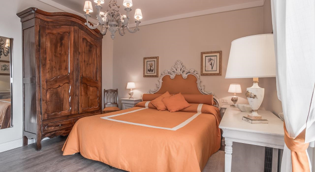 Hotel Villa Maremonti, Prenota Hotel Massa Costa apuana