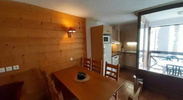 Appartement Brides-les-Bains, 3 pièces, 6 personnes - FR-1-512-243, Prenota Appartamento Hotel a Alvernia con parcheggio, Parcheggio