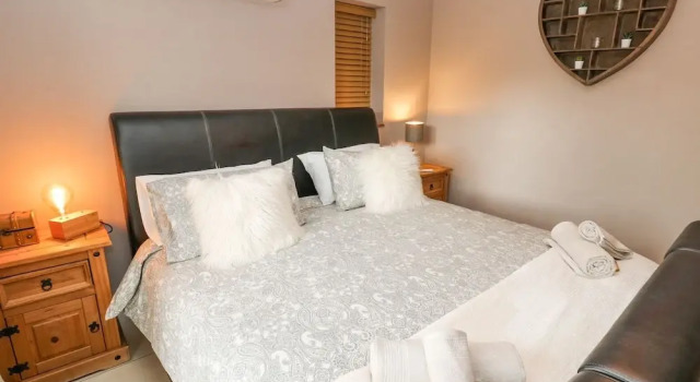 4 Pheasant Lane, Varaa Lomakoti Mökit kohteessa Merseyside, Mökki