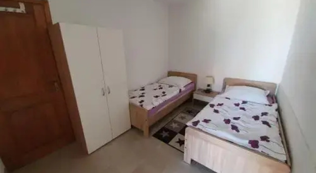 Apartment Romana