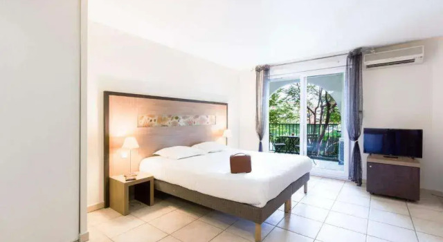 Appart'Hotel Garden & City Rousset, Rezervovat Hotel Rousset Carros
