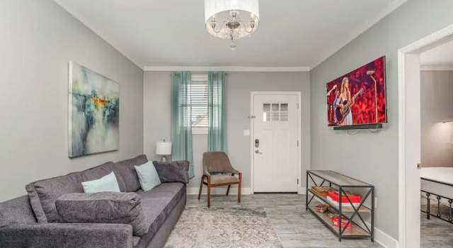Lucent Pearl - Private Patio - Near Broadway, Забронировать Дом для отпуска Виллы Нэшвилл, рядом с Медицинский колледж Мегарри, Вилла