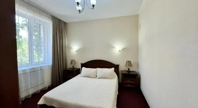 Двухместный полулюкс Hotel Zhambyl